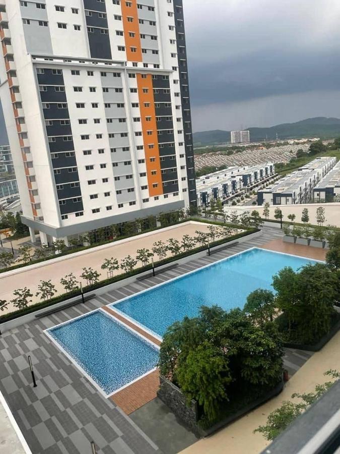 Er 3bedroom With Balcony Nearest Klia Apartment *