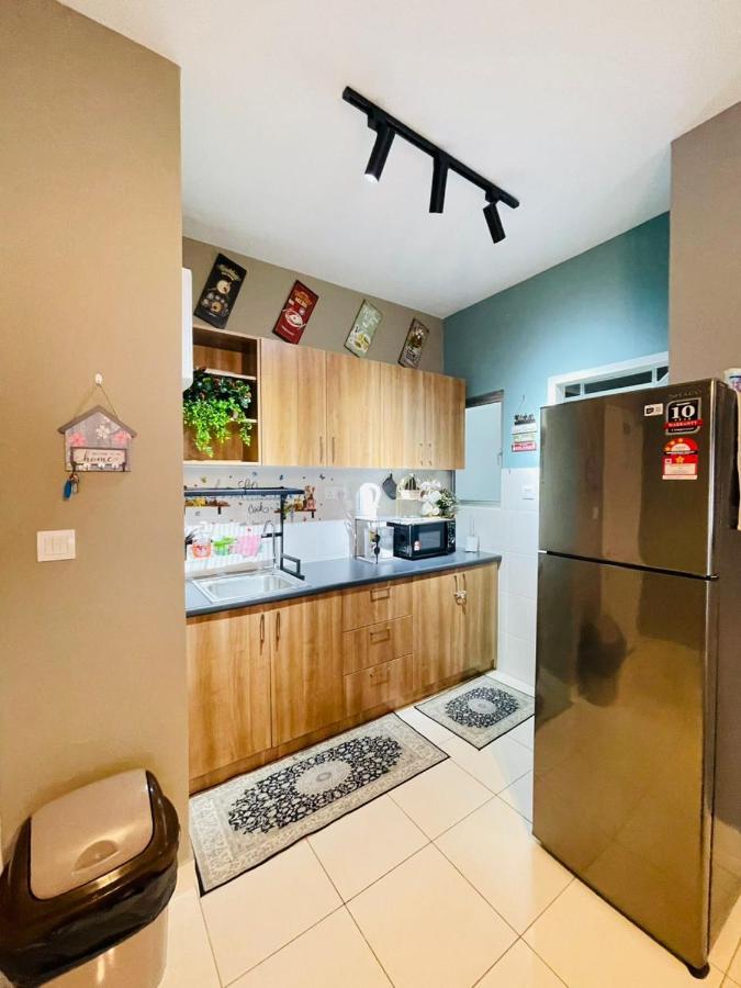 Er 3bedroom With Balcony Nearest Klia Sepang