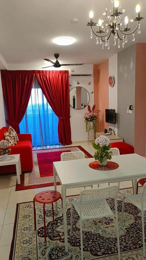 Er 3bedroom With Balcony Nearest Klia Sepang
